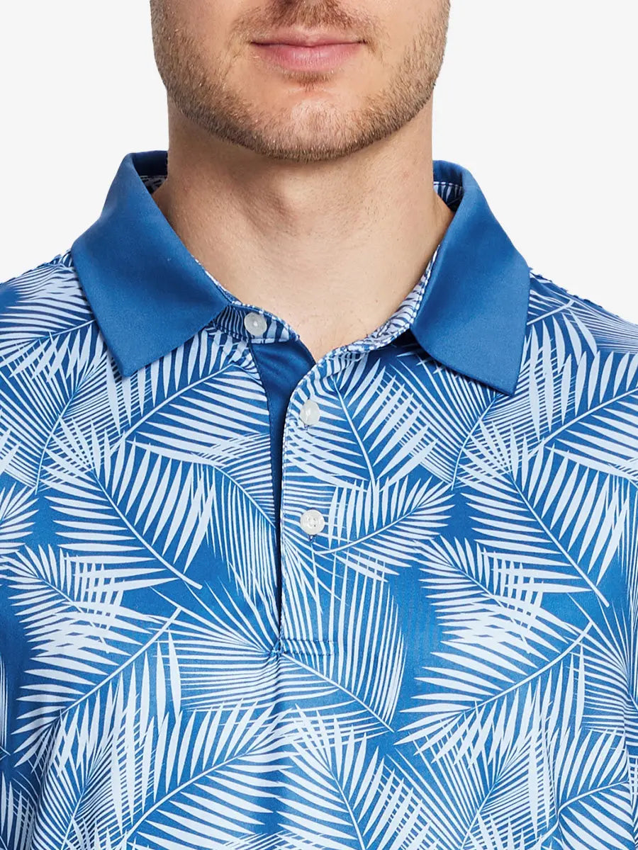 The star-spangled pattern design highlights patriotic feelings and sporty style, suitable for golf course wear that shows personality and confidence.